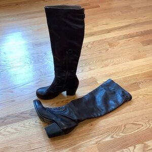 Gorgeous brown leather boots